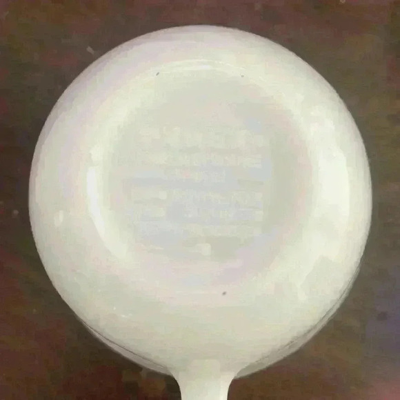 Set of VTG PYREX BUTTERFLY GOLD 1410 MILK GLASS 4Coffee Tea Mugs & 1 Creamer - Picture 4 of 5